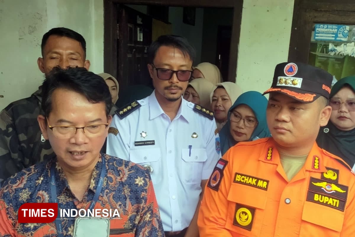 Bank Jateng Slawi Bantu Ringankan Beban Warga Terdampak Longsor di Bumijawa
